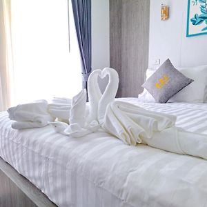 Deluxe Double or Twin Room Garden View
